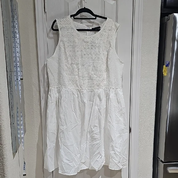 LANE Bryant NwT White Sleeveless Lace Dress size 24 100% Cotton LANE Bryant NwT White Sleeveless Lace Dress size 24 100% Cotton